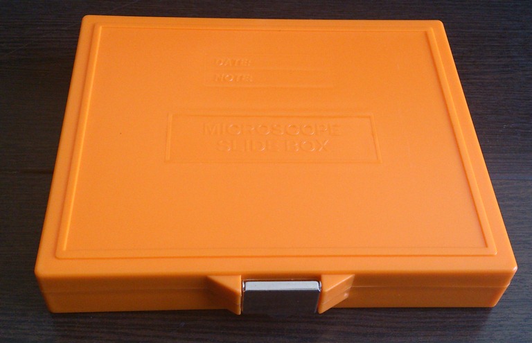 جعبه لام آزمایشگاهی نوع قفل دار نارنجی