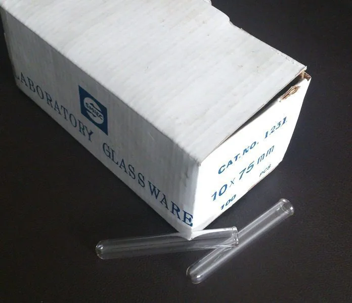 لوله آزمایش شیشه ای  12×100