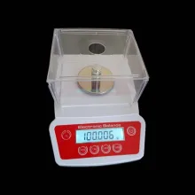 ترازوي ديجيتال آزمايشگاهي با دقت ۰٫۰۰۱